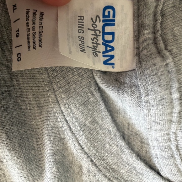 Gray Graphic Long Sleeve Shirt Gilmore girls - Picture 2 of 2